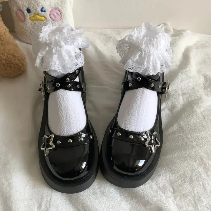 Mary Jane Shoes with Platform and Star Buckle
